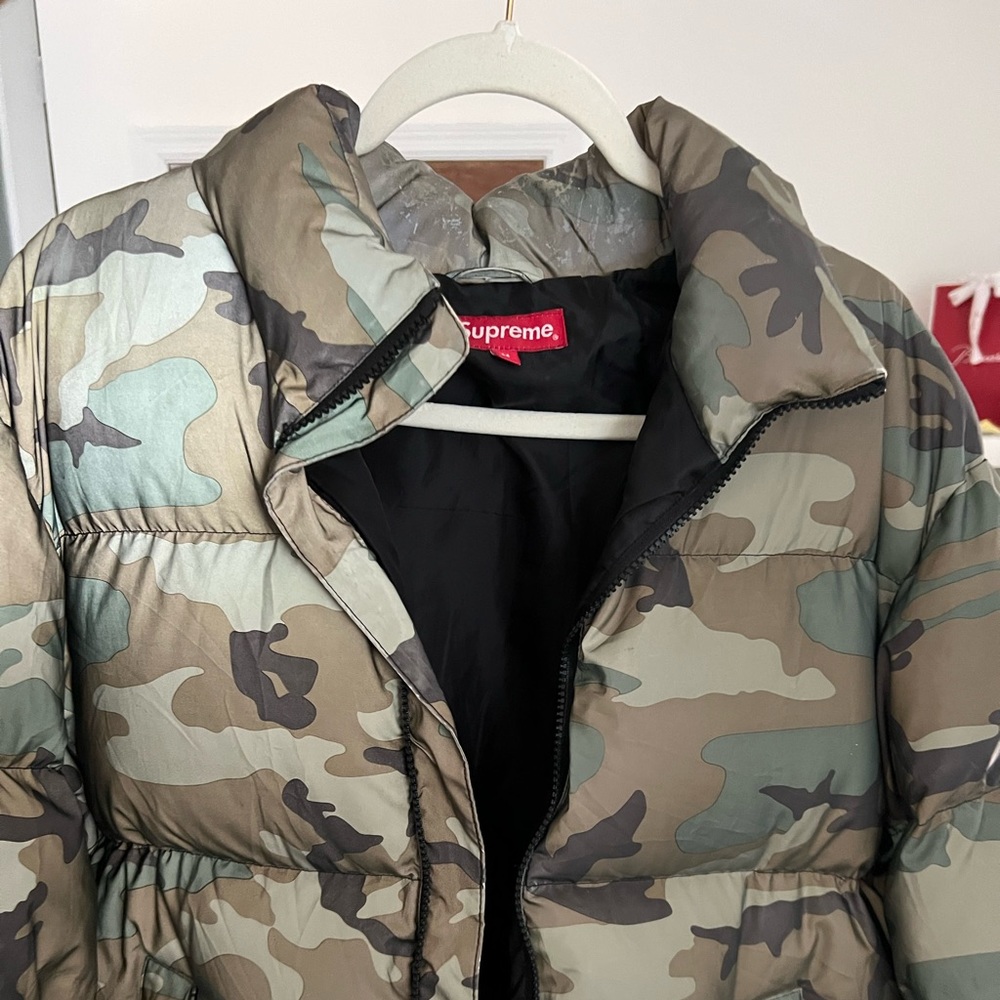 Supreme - Picture 4 of 6